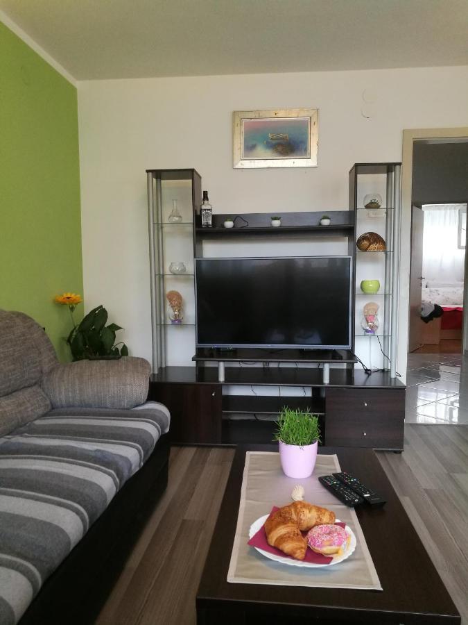 Relax Apartman Split Exterior photo